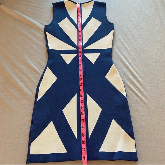 BCBGMaxAzaria | Evinna Geometric Bodycon Dress - Blue / White | Size XXS - Picture 14 of 14